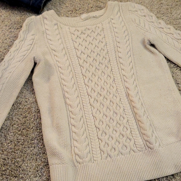 GAP Sweaters - Gap Women's Cream Cable Knit Sweater